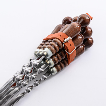 A set of skewers 670*12*3 mm in a leather quiver в Кемерово